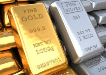 सोन्याच्या दरात घसरण, चांदीही स्वस्त; काय आहे आजचा नवीन भाव ?