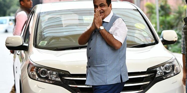 “सरकारवर जास्त विश्वास ठेवू नका…” गडकरी असे का म्हणाले ?