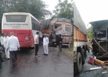 अडावद जवळ बसचा अपघात; प्रवासी जखमी