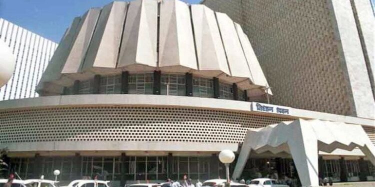 विधानपरिषदेसाठी इच्छूकांची मोर्चेबांधणी; उमेदवारीसाठी ‘या’ नावाची होतेय चर्चा