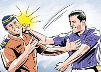 मटणाच्या रश्‍यावरून तुफान राडा; तीन पोलीस कर्मचाऱ्यांना बेदम मारहाण