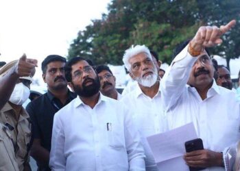 नाशिक स्फोटाची चौकशी करणार, मृतांच्या वारसांना 5 लाखांच्या मदतीची मुख्यमंत्र्यांची घोषणा