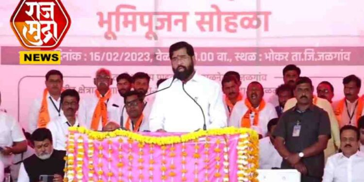 जिल्ह्यात काँग्रेस-राष्ट्रवादीला खिंडार; पदाधिकाऱ्यांचा शिंदे गटात प्रवेश