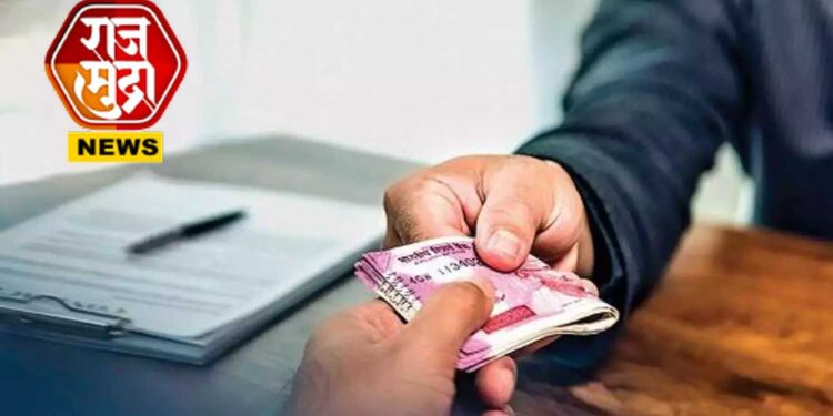 शेतजमिन नावावर करण्यासाठी घेतली लाच; लाचखोर तलाठ्यासह कोतवाल अडकला जाळ्यात