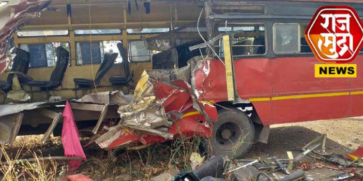 भीषण अपघात! भरधाव बस झाडावर आदळली ; दोन ठार, 10 जखमी