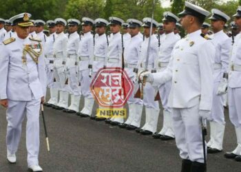 भारतीय नौदलात मेघा भरती; पगारही मिळणार भरघोस, जाणून घ्या आवश्यक पात्रता