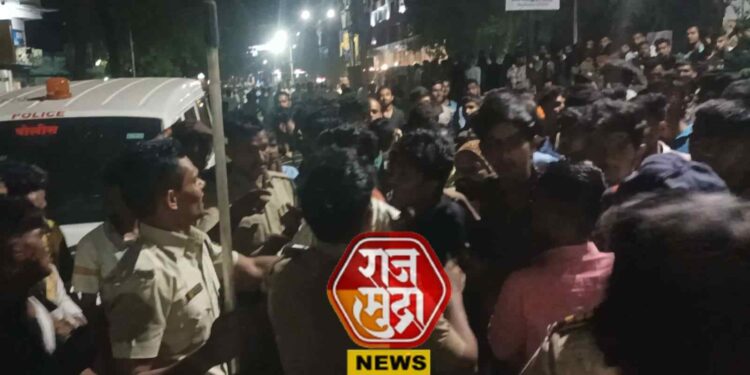 राडा : जळगावात पोलिसांचा लाठीचार्ज ; भीम जयंती मध्ये तणावाचे वातावरण