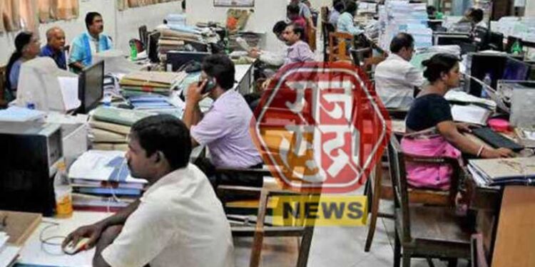 कर्मचाऱ्यांना येणार ‘अच्छे दिन’, आठवड्यातून फक्त 4 दिवस काम, तीन दिवस सुट्टी