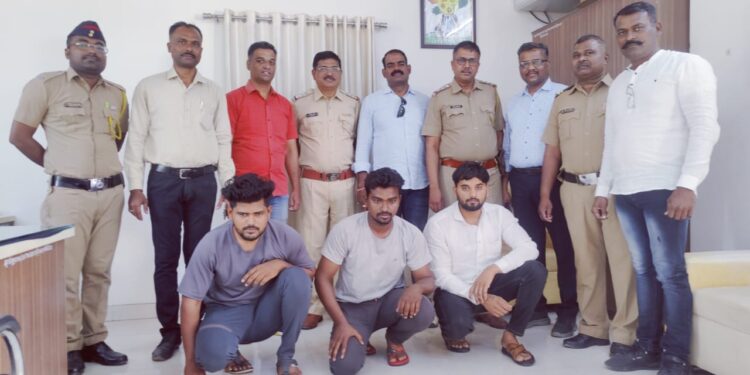 पोलिसांची मोठी कारवाई; दोन गावठी कट्टे व जिवंत काडतूस जप्त, तिघांना अटक