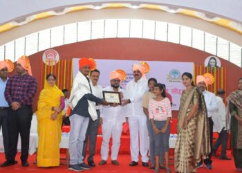 गावच्या विकासाचा खरा हिरो ग्रामसेवक ; पालकमंत्री गुलाबराव पाटील यांचे प्रतिपादन