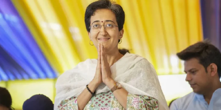 अतिशी मार्लेनी दिल्लीच्या मुख्यमंत्रीपदाची घेतली शपथ