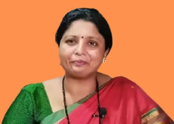 ठाकरे गटाच्या फायरब्रँड नेत्या सुषमा अंधारे विधानसभेच्या रिंगणात