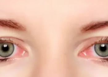 श्री संत ज्ञानेश्वर प्राथमिक माध्यमिक विद्यालय व नेत्र ज्योती  हॉस्पिटलच्यावतीने मोफत डोळे तपासणी शिबिर