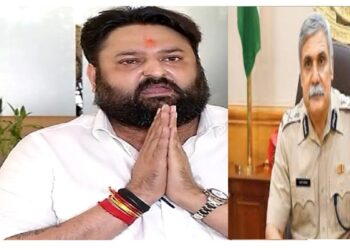 संजय पांडेंच्या काँग्रेस प्रवेशानंतर भाजप नेत्याचा हल्लाबोल