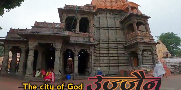 यंदाच्या गणेशोत्सवात एम. जी. रोड मित्रमंडळातर्फे महाकाल, उज्जैनची आरास