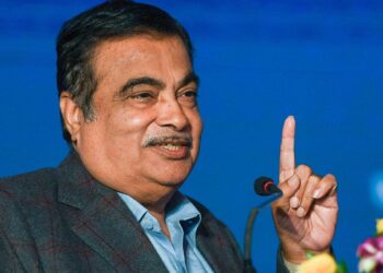 केंद्रीय मंत्री नितीन गडकरींच्या पंतप्रधानपदाच्या गौप्यस्फोटाने खळबळ