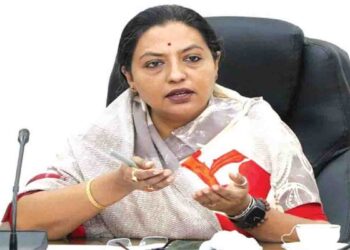 भाजपा खासदार अनिल बोंडेंना अटक करण्याची यशोमती ठाकूरांची मागणी .