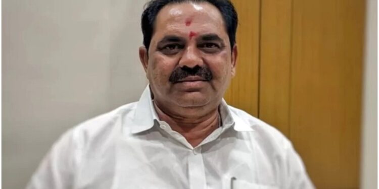 महाविकास आघाडीतील नेते मुख्यमंत्री पदासाठी घुंगरू बांधून बसलेत : मंत्री अनिल पाटलांचा टोला