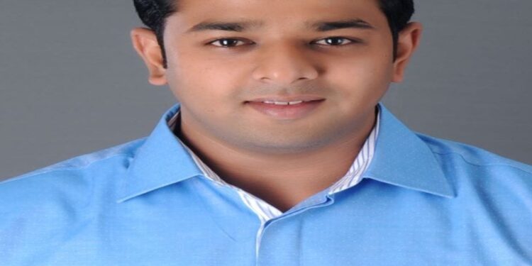 विराज कावडीयांची सलग तिसऱ्यांदा मध्य रेल्वेच्या क्षेत्रीय सल्लागार समिती सदस्य पदी निवड