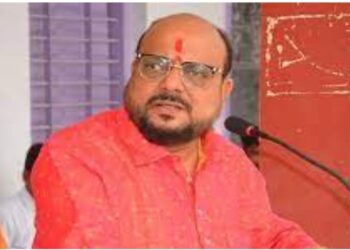 बंडखोरी करणं हा पर्याय चुकीचा ; मंत्री गुलाबराव पाटील