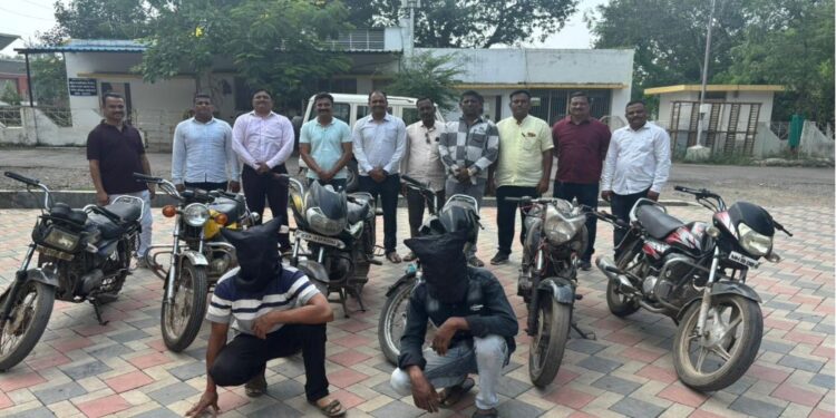मोटरसायकल  चोरी करणाऱ्यास स्थानिक गुन्हे शाखेकडून अटक