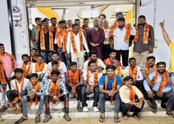 धरणगावात ठाकरे गटाला खिंडार ; शेकडो कार्यकर्त्यांचा शिवसेनेत प्रवेश