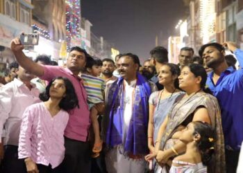 व्यापार, विकास आणि हिंदुत्व: धुळे शहराचा संकल्प ; अनुप अग्रवाल