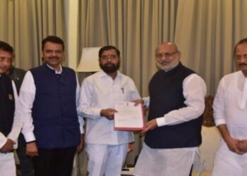 एकनाथ शिंदे यांनी मुख्यमंत्रीपद सोडलं ; ‘हा’ नेता ठरवणार पुढचा मुख्यमंत्री कोण?