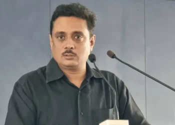 विधानसभेतील पराभव ईव्हीएम घोटाळ्यामुळे? प्रसिद्ध वकील असीम सरोदे पुरावा सापडण्याची सांगणार टेक्निक!