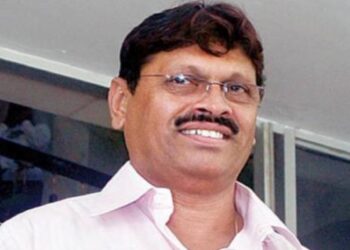 नाशिकच्या देवळाली मतदारसंघातून माजी मंत्र्याच्या लेकीची माघार