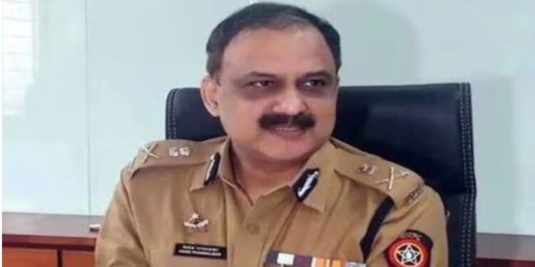 शुक्लांची बदली अन विवेक फणसाळकर यांच्याकडे महासंचालक पदाचा अतिरिक्त कार्यभार