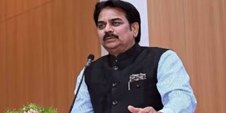 इंदापूरच राजकारण तापलं ; हर्षवर्धन पाटलांच्या भावाचा प्रवीण मानेंना जाहीर पाठिंबा!