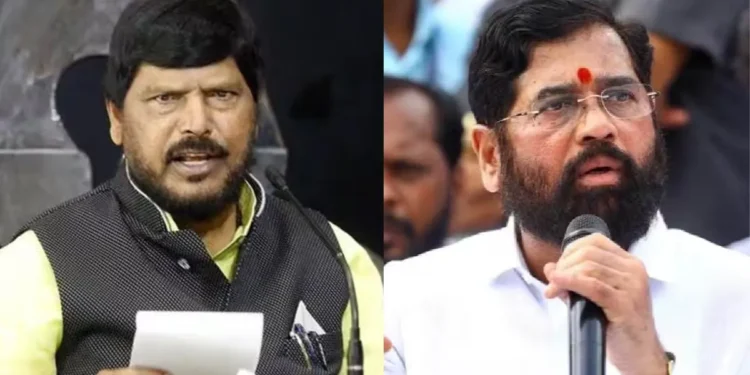 राजकारणात ट्विस्ट : एकनाथ शिंदेंना केंद्रात मंत्रीपद? रामदास आठवलेंच्या वक्तव्याने खळबळ