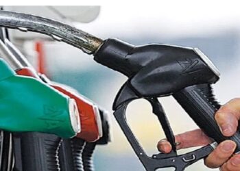 केंद्र सरकारचा पेट्रोल – डिझेलबाबत मोठा निर्णय ; किमती कमी होणार?