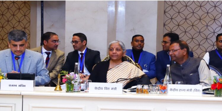 सर्वसामान्यांना धक्का : जीएसटी परिषदेत विमाधारकांबाबतचा निर्णय टाळला!