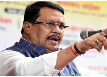 महाविकास आघाडी फुटणार? काँग्रेस नेते वडेट्टीवारांच्या आरोपाने खळबळ!
