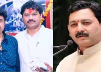 मुख्यमंत्री आणि मंत्री मुंडेच्यांत झालेल्या चर्चेत काय दडलंय? कराडच्या शरणागतीनंतर छत्रपती संभाजीराजेंची शंका