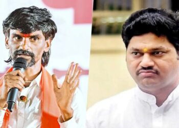 धनंजय मुंडे सरकारपेक्षा मोठे झाले का? बीड प्रकरणावरून जरांगे पाटलांचा सवाल