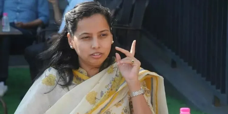 लाडक्या बहिणीच्या अर्जाची पडताळणी ; विरोधकांचा ” तो” दावा खरा ठरणार?