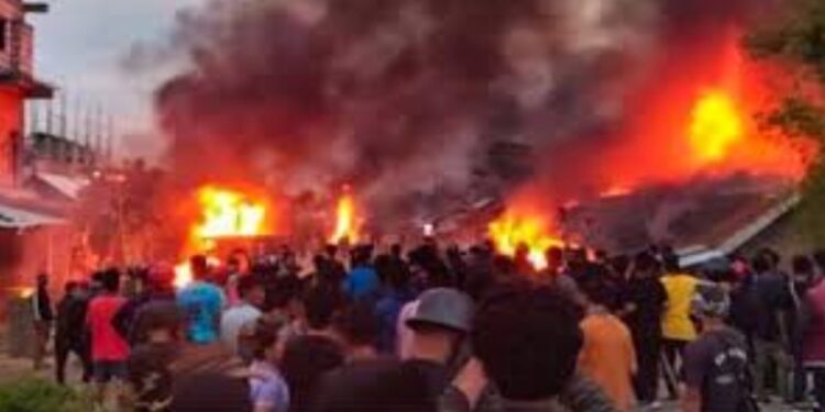 धगधगत्या मणिपूरमध्ये अखेर राष्ट्रपती राजवट लागू!