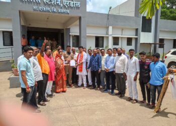 नारायण राणे यांच्यावर गुन्हा दाखल करा ; जिल्हाप्रमुख डॉ हर्षल माने यांच्यासह शिवसैनिकांची मागणी