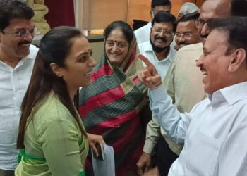 जिल्हा बँकेत भाजपच्या सर्वच उमेदवारांची माघार ; महाविकास आघाडीचे वर्चस्व कायम ..