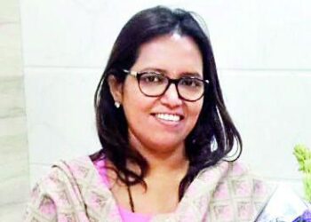 15 डिसेंबरपासून मुंबई, पुण्यातील शाळा सुरु होणार-वर्षा गायकवाड