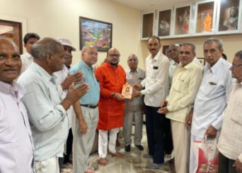 ज्येष्ठ नागरिक संघाचा ना. गुलाबराव पाटलांना पाठींबा !