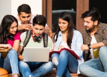 राज्य सरकारचा मोठा निर्णय! चार वर्षांचा पदवी अभ्यासक्रम लागू होणार