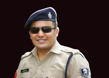 पोलीस दलातून राजीनामा दिलेले शिवदीप लांडे राजकारणाच्या आखाड्यात उतरणार?